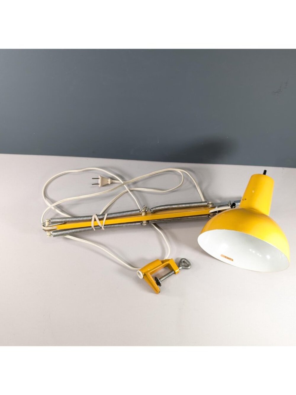 Vintage LUXO Yellow Articulated Desk Task lamp with Edge Clamp, Industrial MCM - Picture 4 of 15